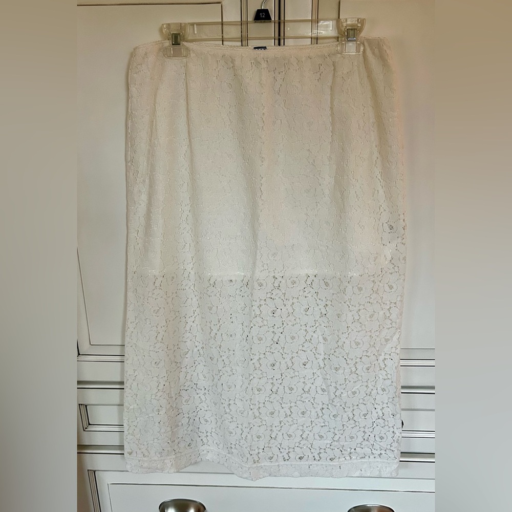 Old Navy, high waisted, midi skirt size medium